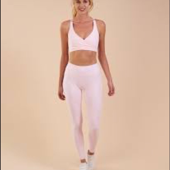 Gymshark Pants - Gymshark Pink Dreamy Leggings Size XS
